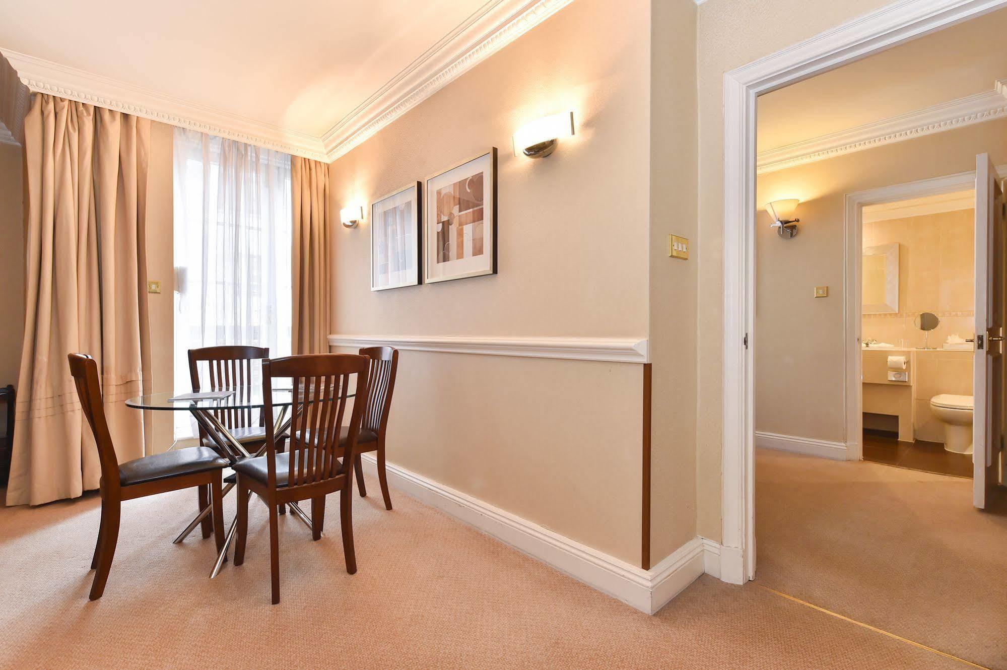 Park Lane Mews Hotel Лондон Экстерьер фото